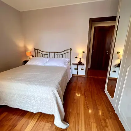 Di Lusso Nel Centro Della Verna Con 2 Da Letto Apartment