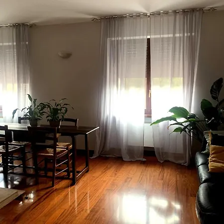 Apartment Di Lusso Nel Centro Della Verna Con 2 Da Letto Verona