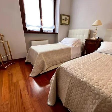 Apartment Di Lusso Nel Centro Della Verna Con 2 Da Letto
